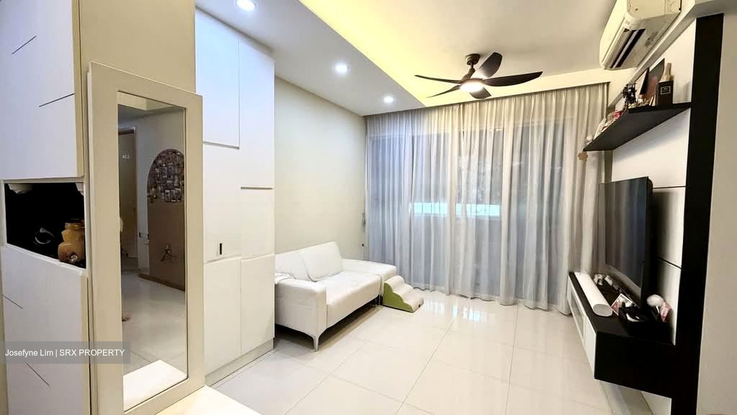 The Tampines Trilliant (D18), Condominium #598164291